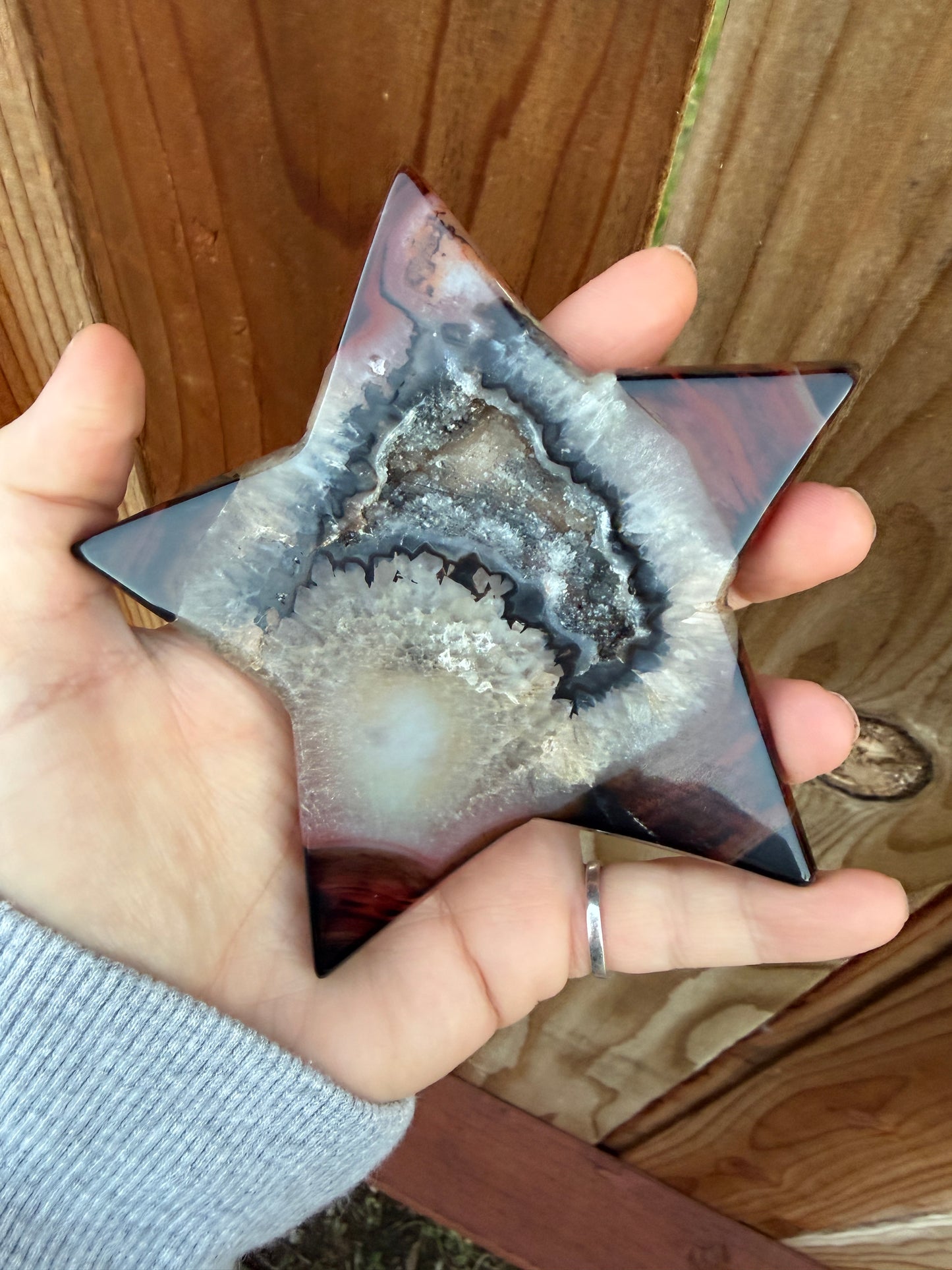 Sardonyx star crystal with druzy center