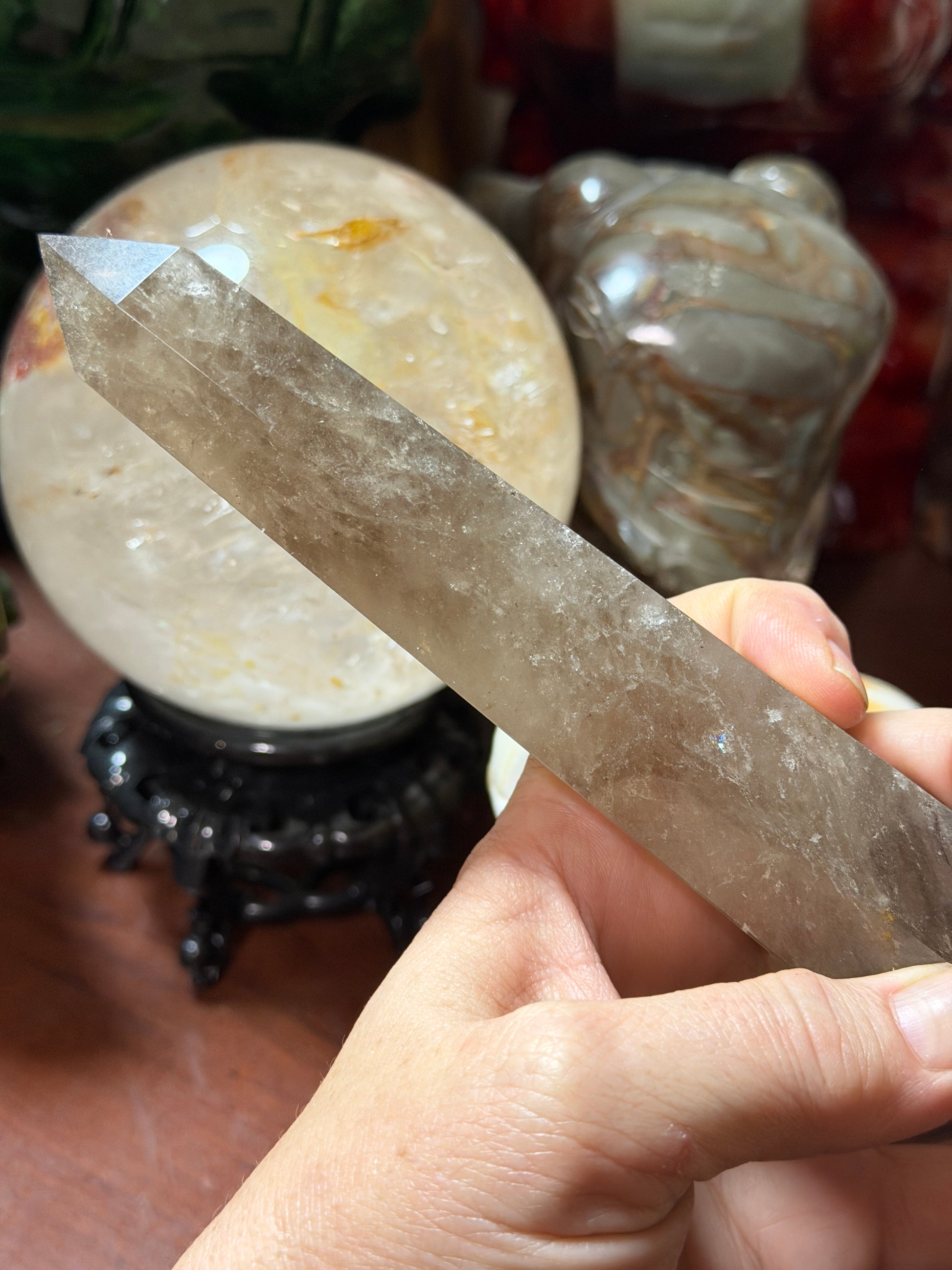 smoky-quartz-natural-inclusions-detail